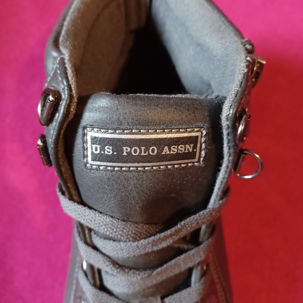 Poly Boots - Picture 3 of 3